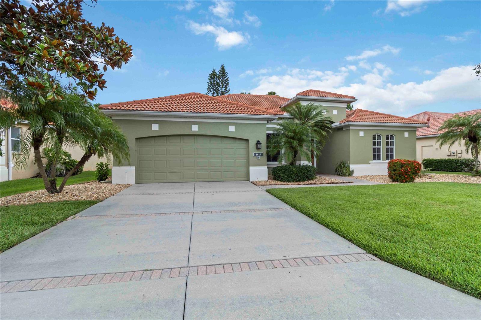 Image 64 of 65 For 6619 Pinefeather Court