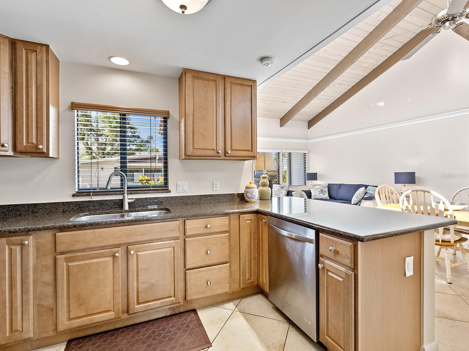 Image 11 of 32 For 500 Park Boulevard S 33