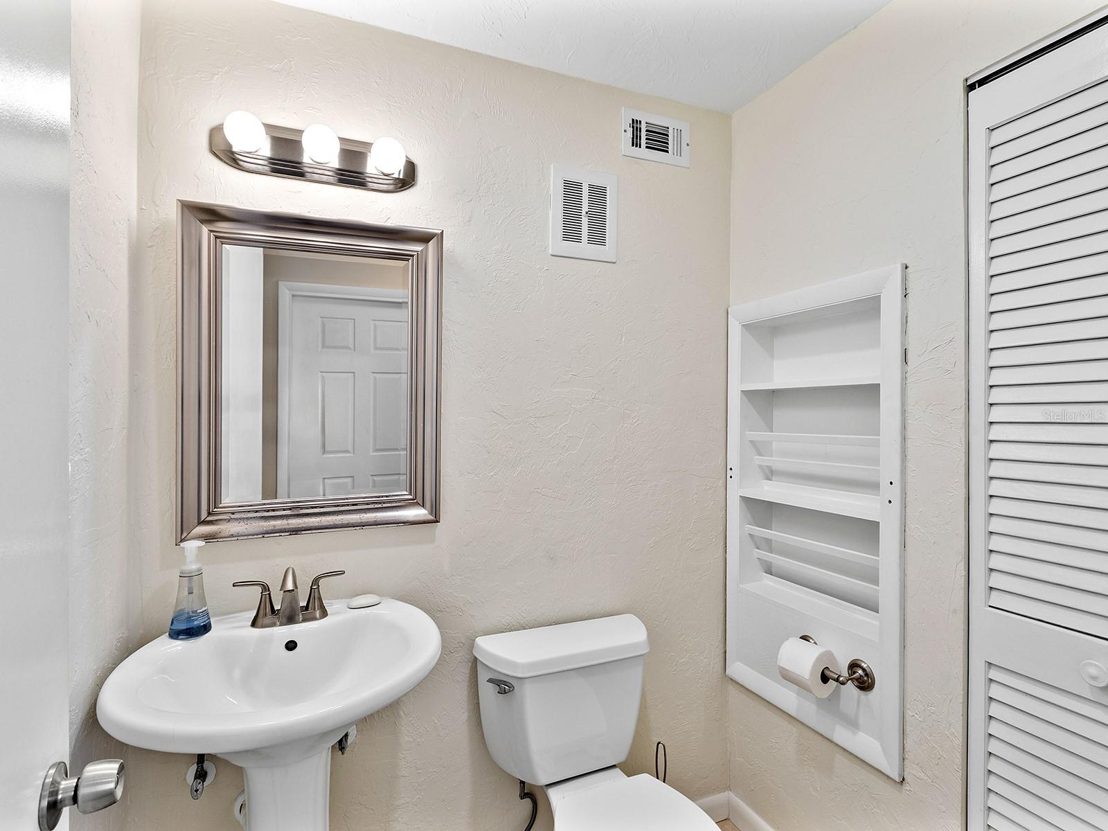 Image 15 of 32 For 500 Park Boulevard S 33