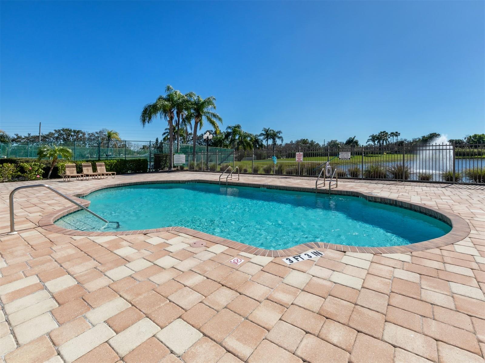 Image 46 of 49 For 2928 Seasons Boulevard