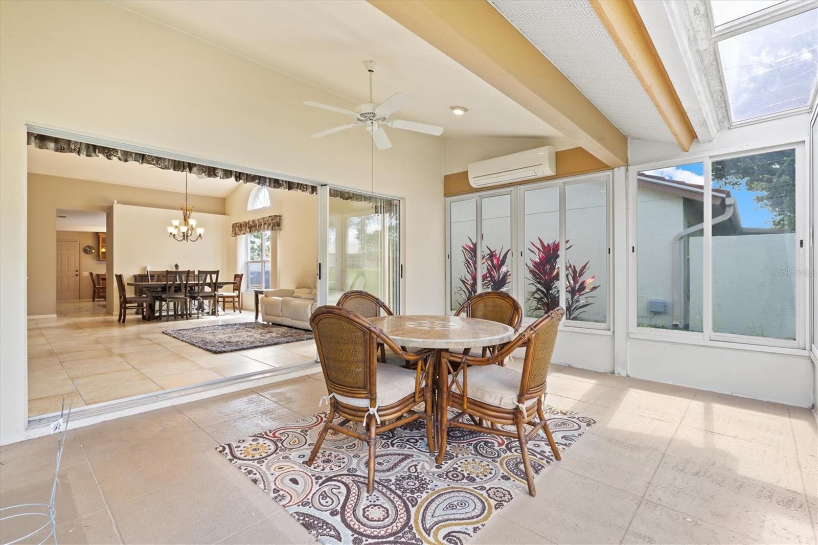 Image 18 of 91 For 4114 Murfield Drive E