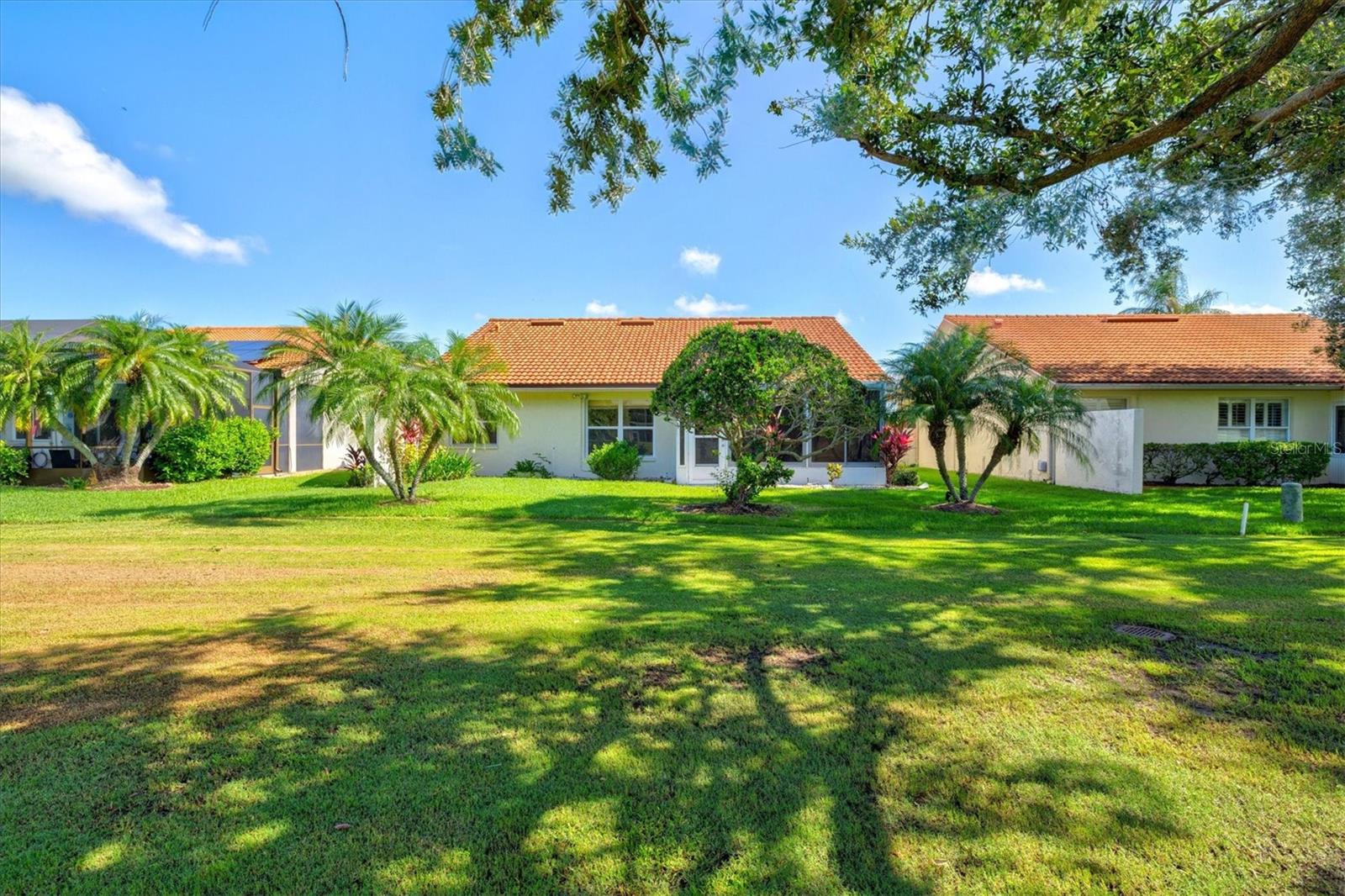 Image 36 of 91 For 4114 Murfield Drive E