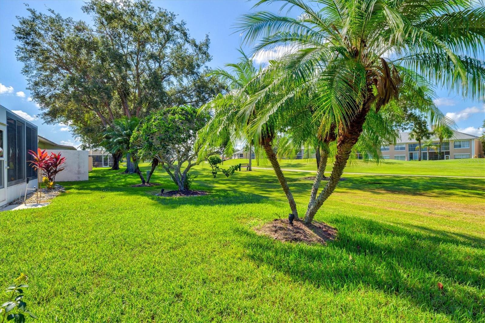 Image 41 of 91 For 4114 Murfield Drive E