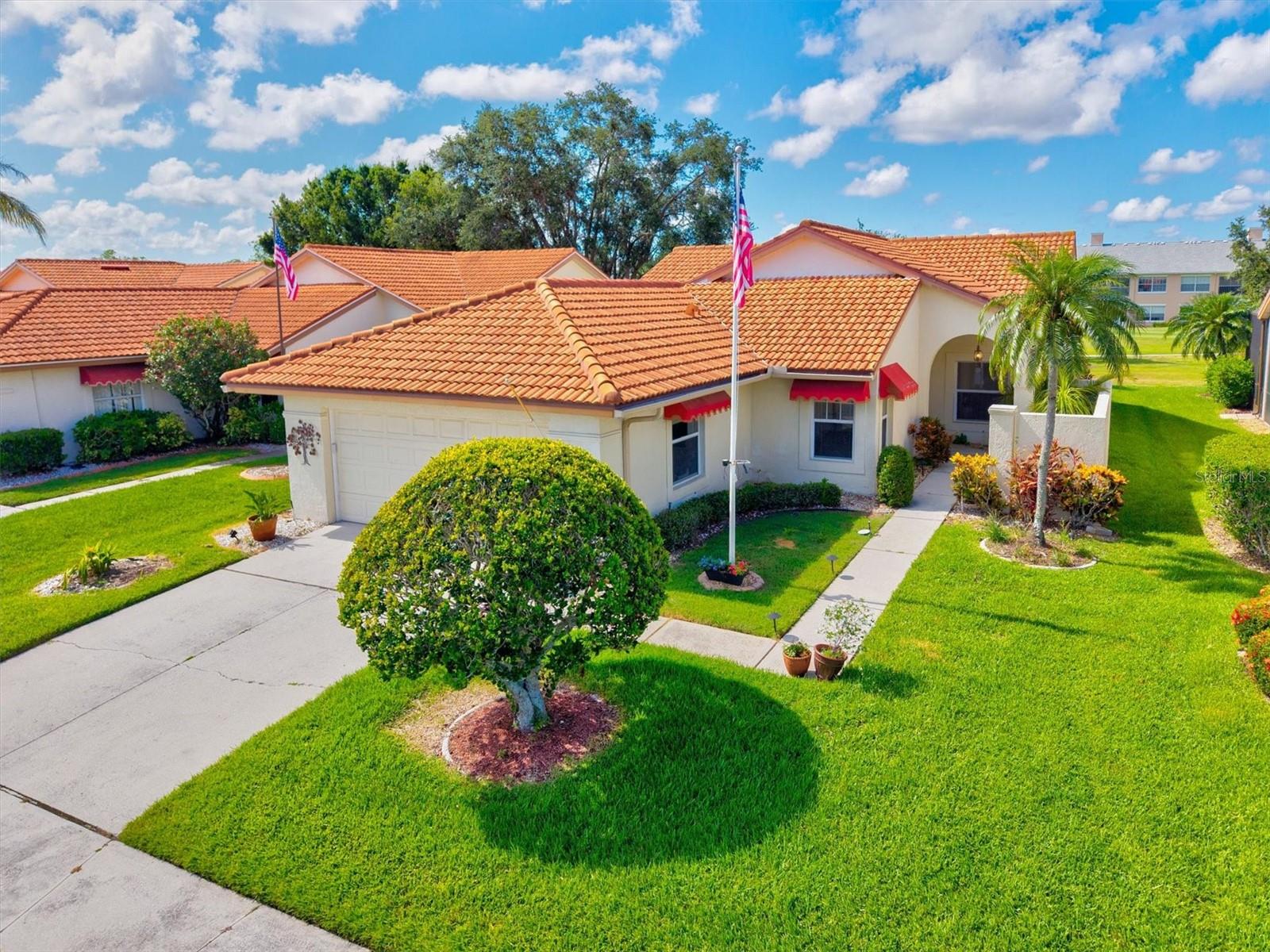 Image 45 of 91 For 4114 Murfield Drive E