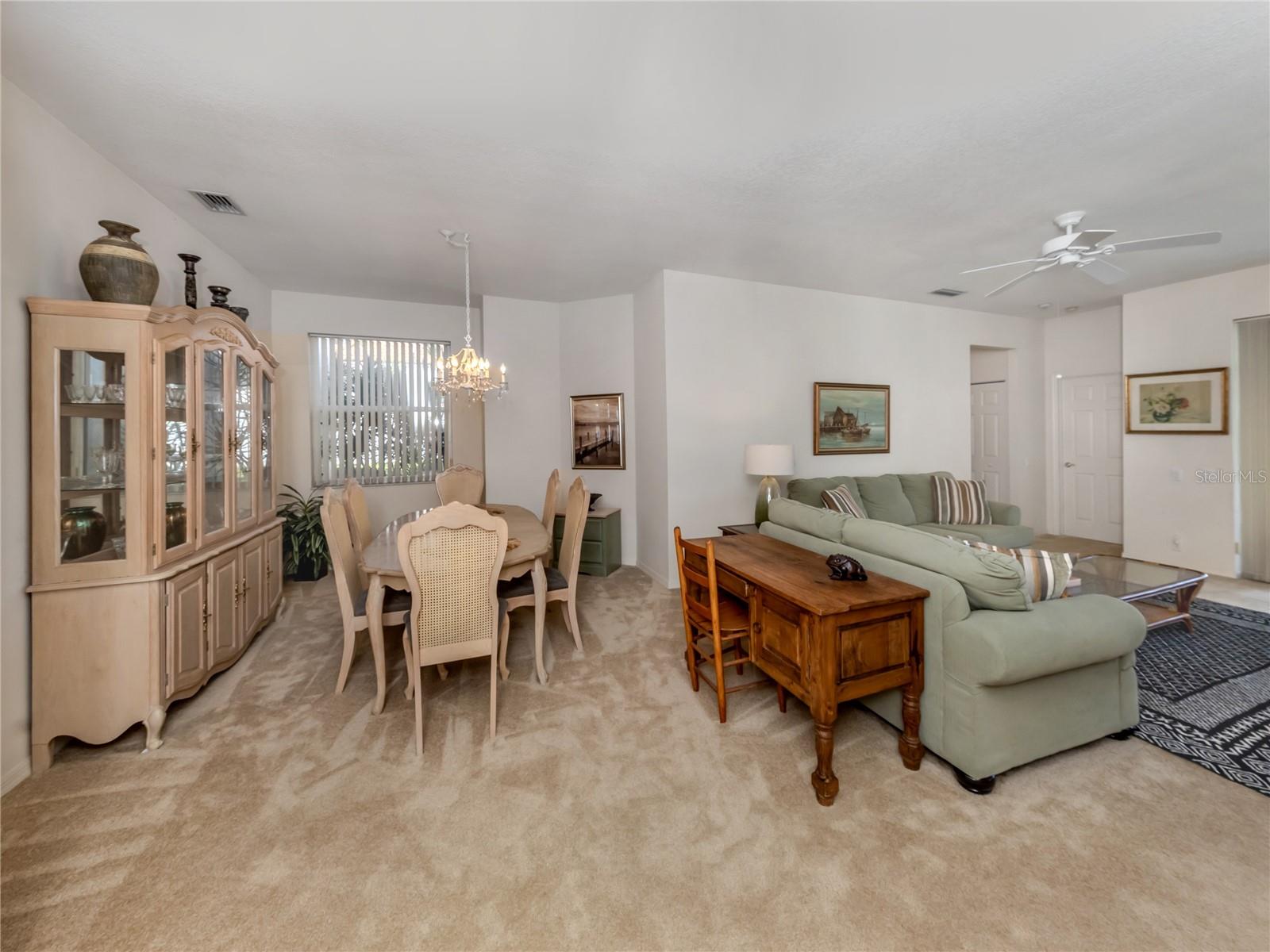 Image 4 of 35 For 4831 Summertree Road