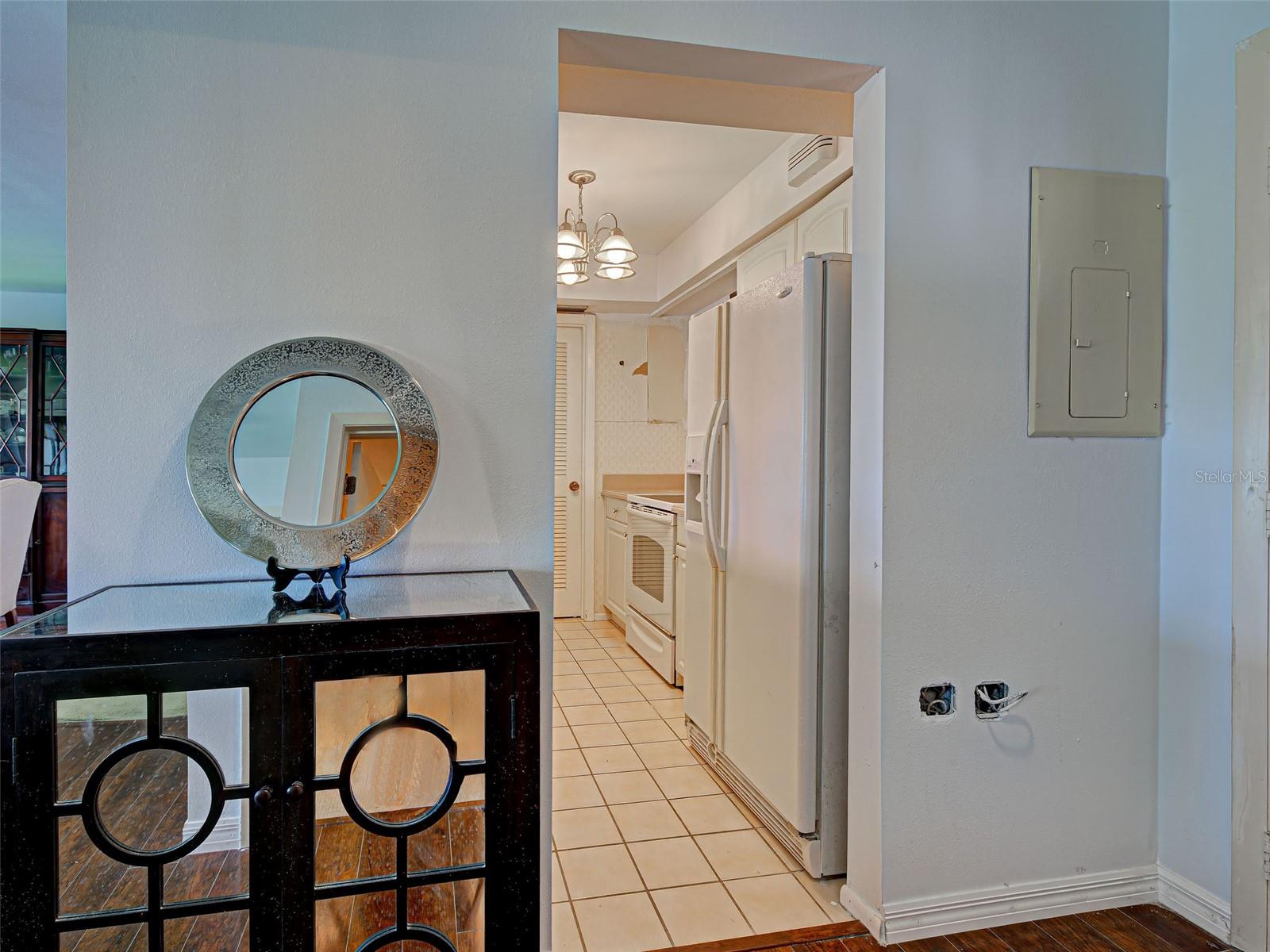 Image 14 of 65 For 800 Capri Isles Boulevard 235