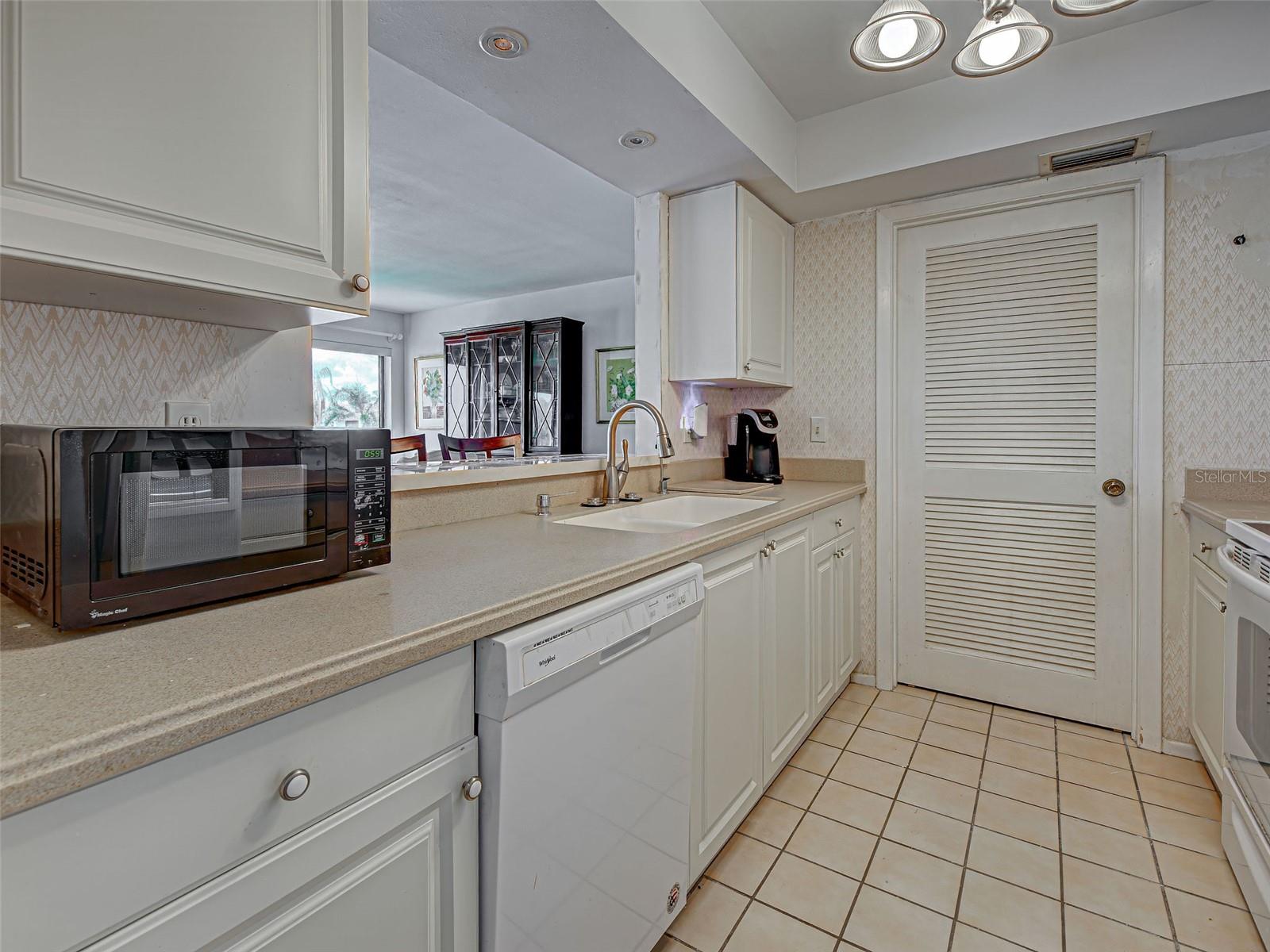 Image 17 of 65 For 800 Capri Isles Boulevard 235