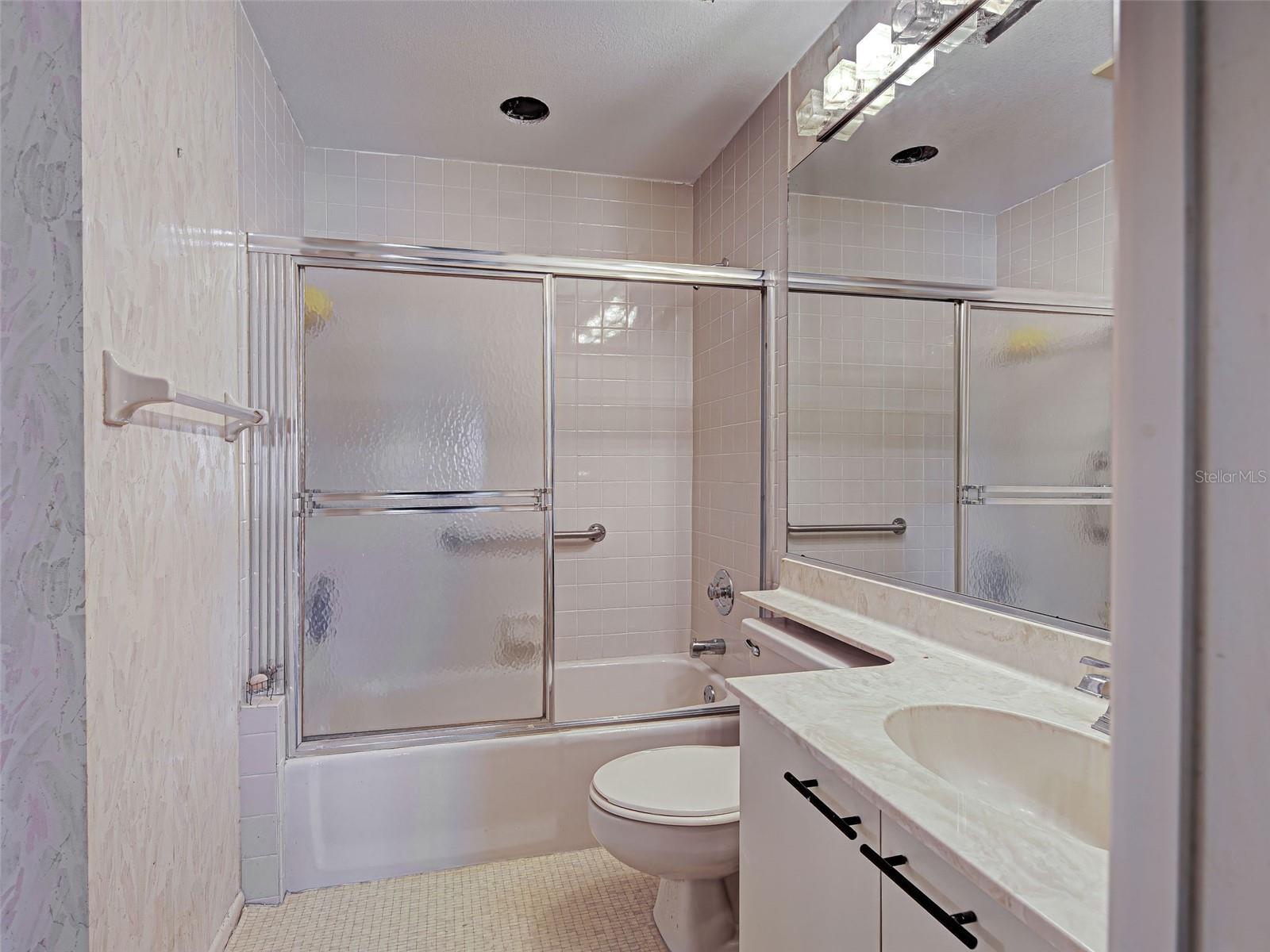 Image 45 of 65 For 800 Capri Isles Boulevard 235