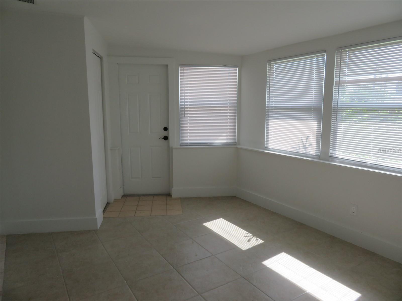 Image 11 of 11 For 268 Shamrock Boulevard
