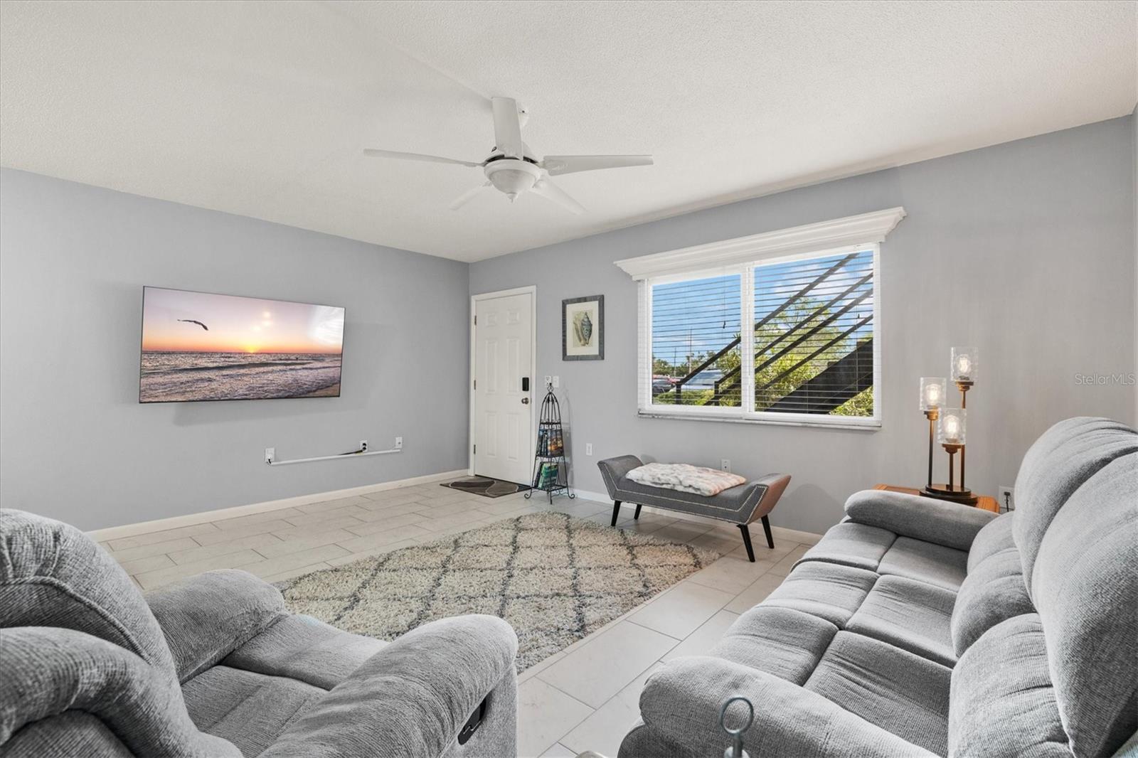 Image 4 of 39 For 614 Guild Drive 10