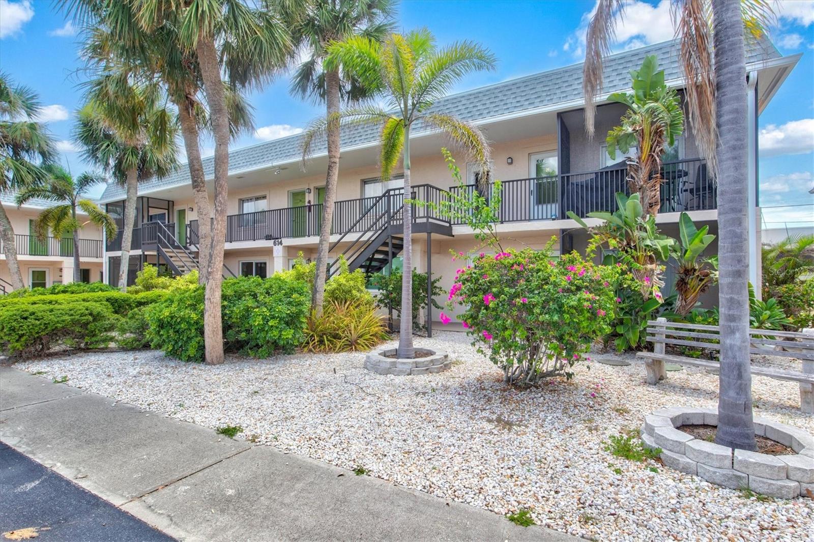 Image 6 of 39 For 614 Guild Drive 10