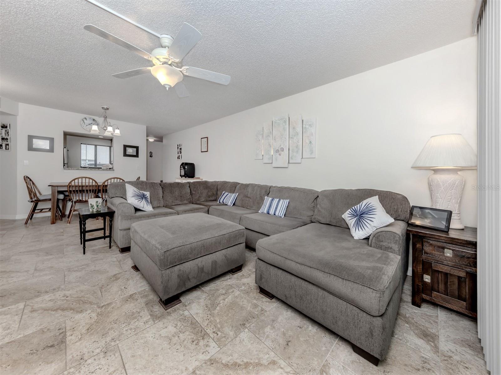 Image 7 of 49 For 401 Airport Avenue E 304