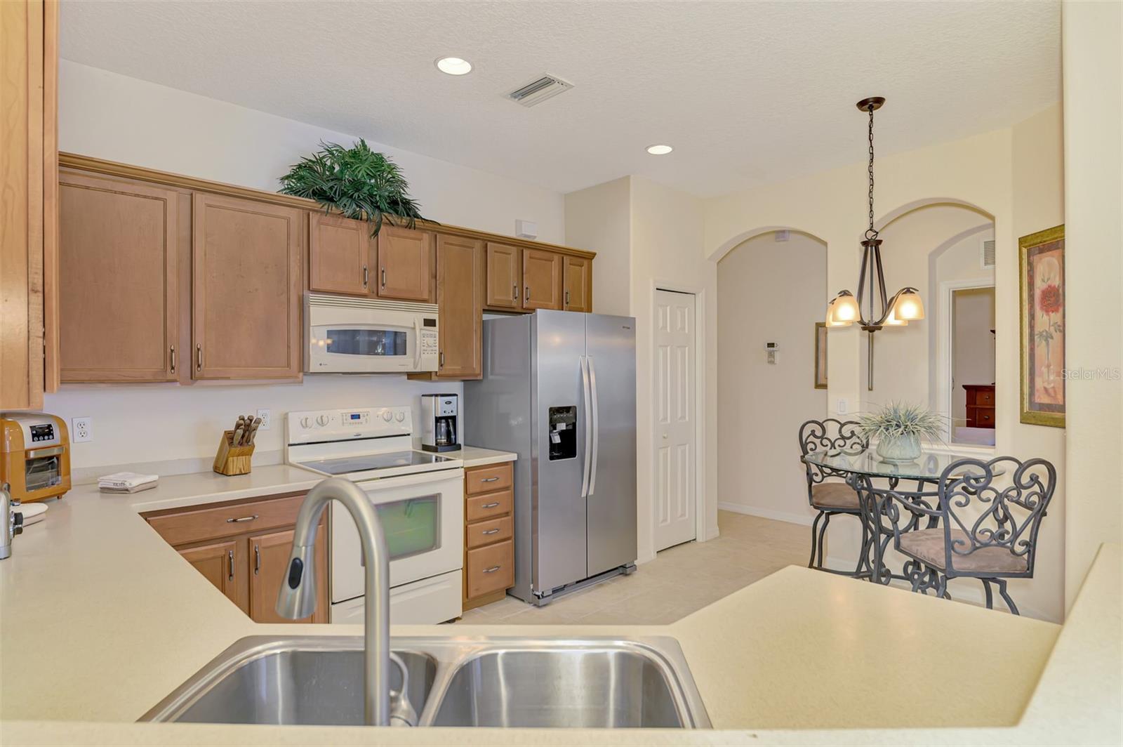 Image 20 of 78 For 9361 Carnaby Drive
