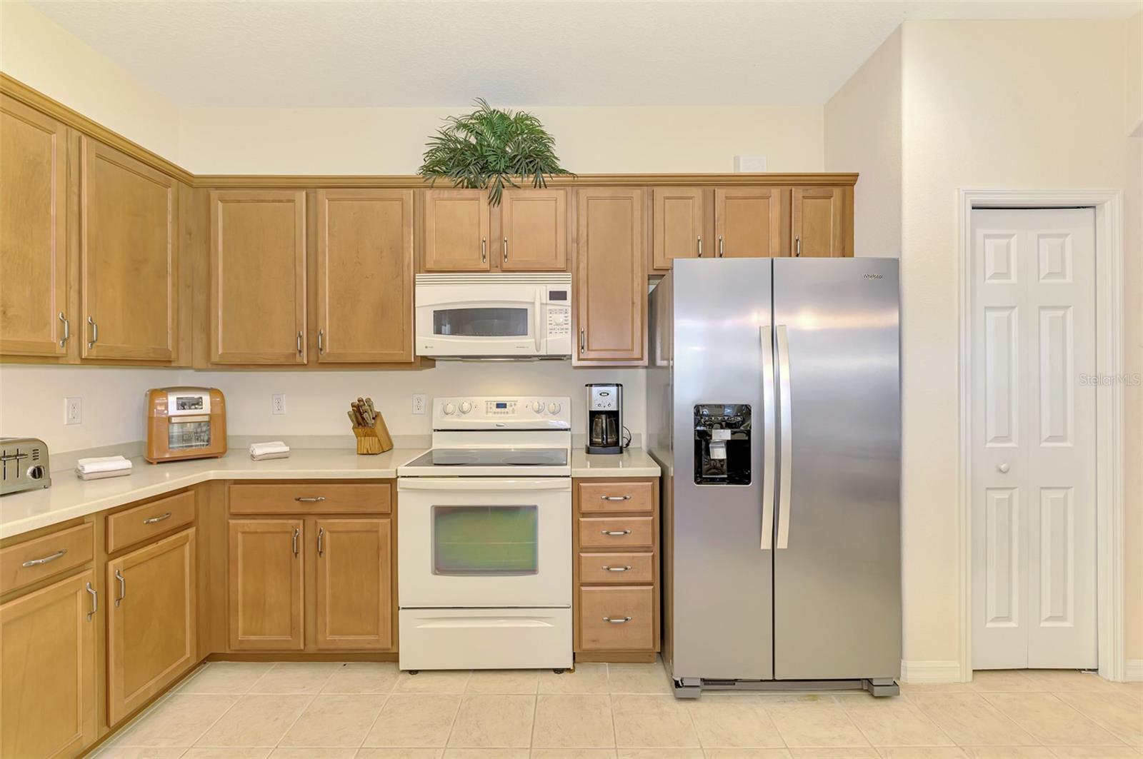 Image 23 of 78 For 9361 Carnaby Drive