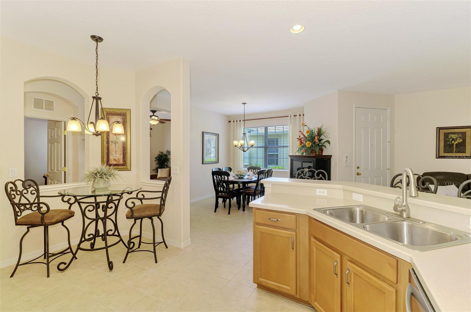 Image 24 of 78 For 9361 Carnaby Drive