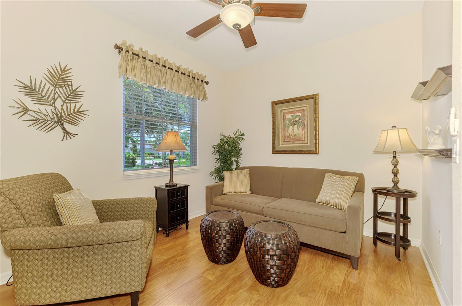 Image 27 of 78 For 9361 Carnaby Drive