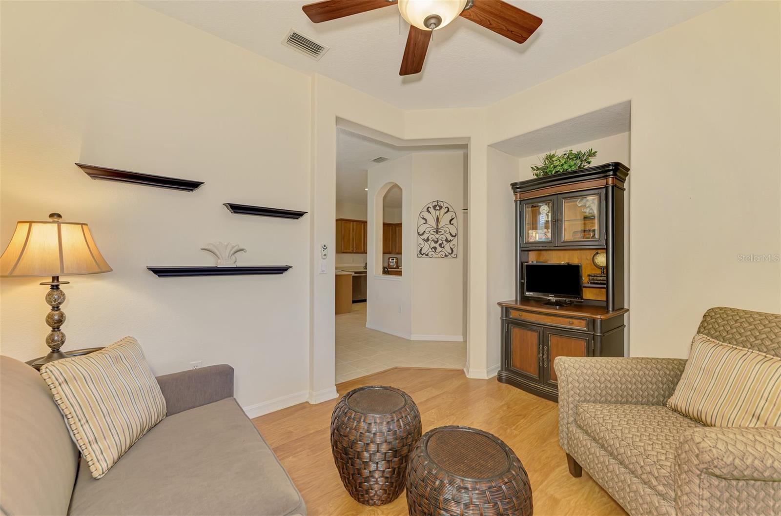 Image 28 of 78 For 9361 Carnaby Drive