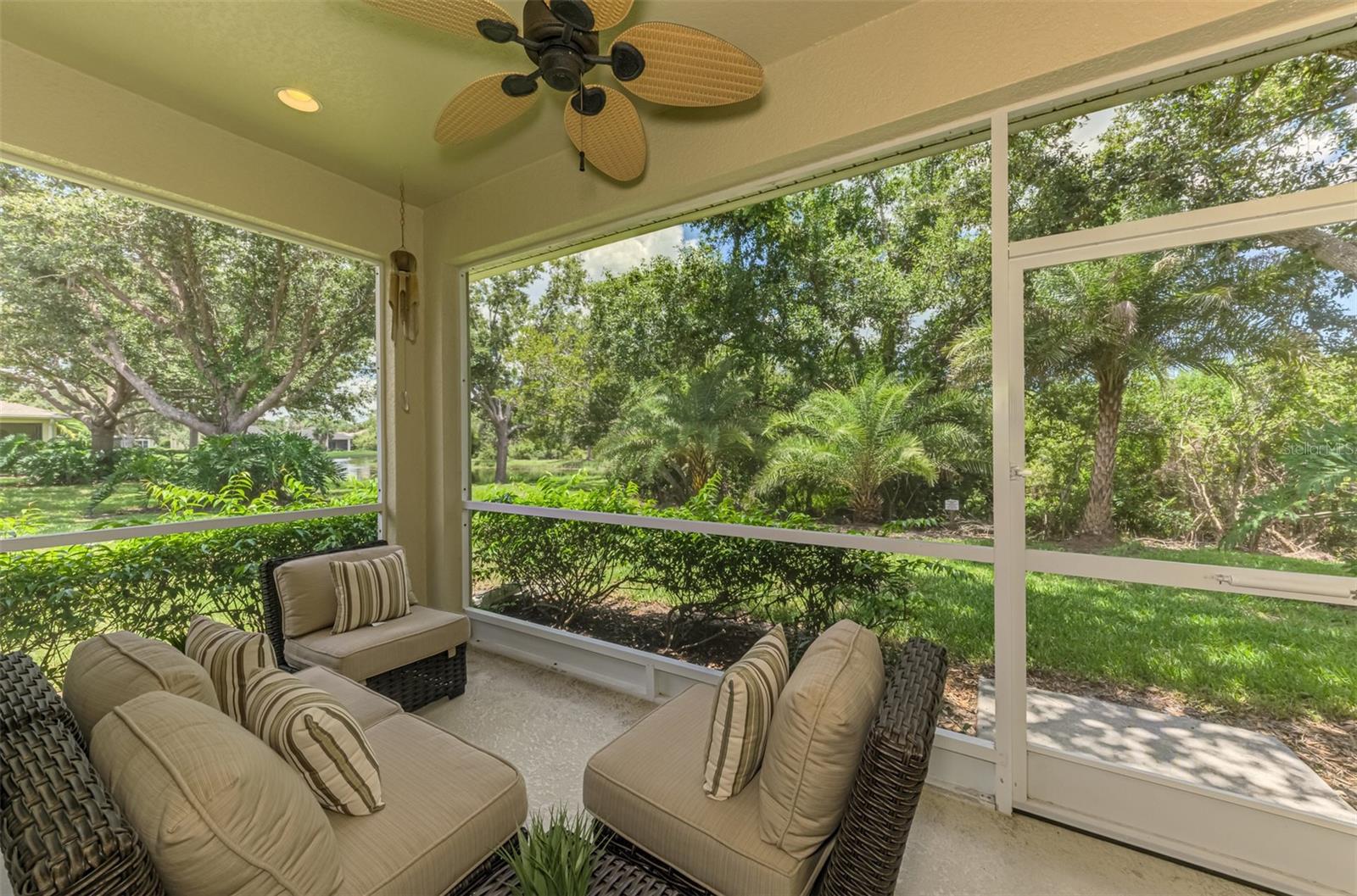 Image 40 of 78 For 9361 Carnaby Drive
