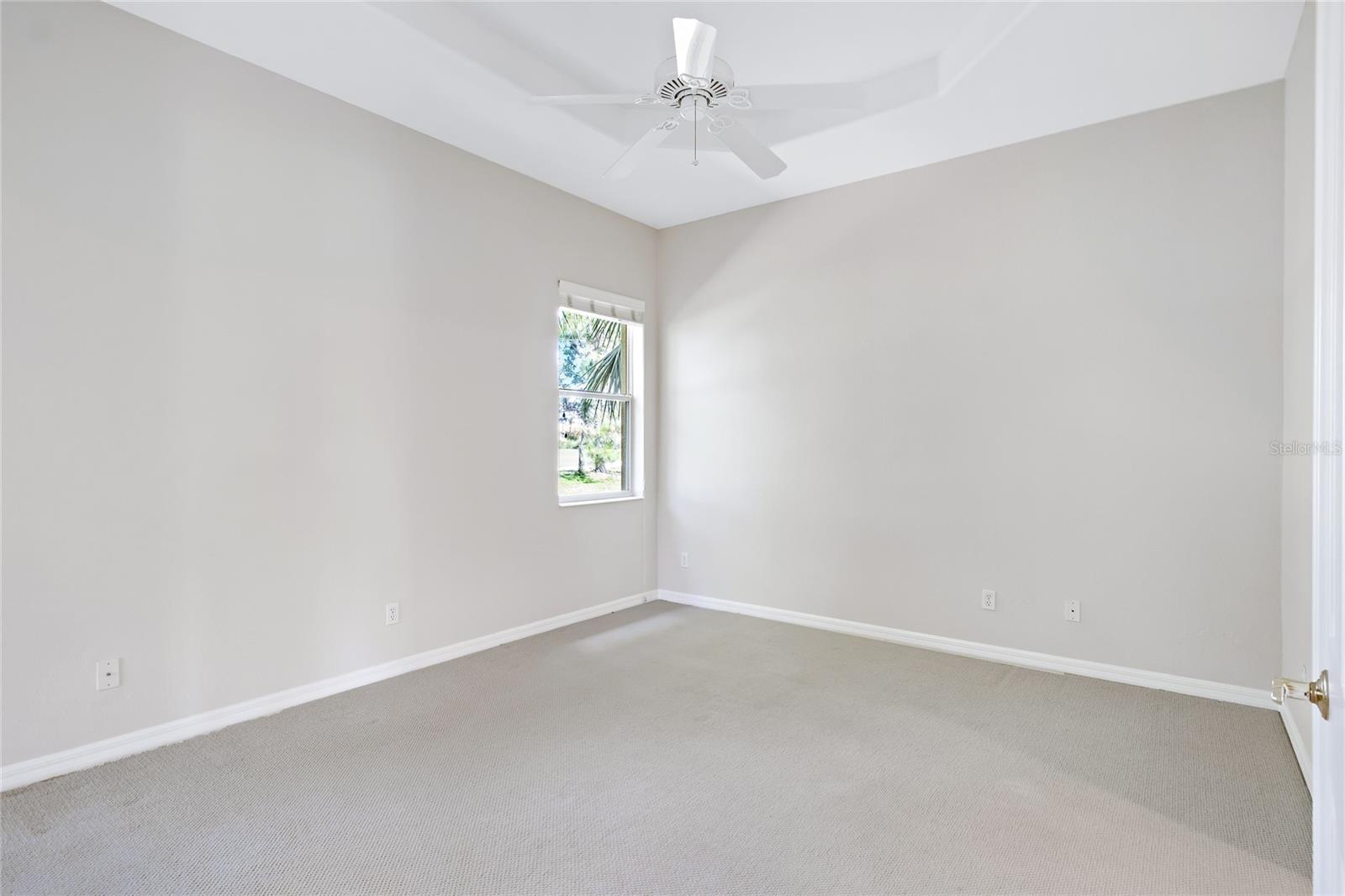 Image 20 of 21 For 134 Savona Way
