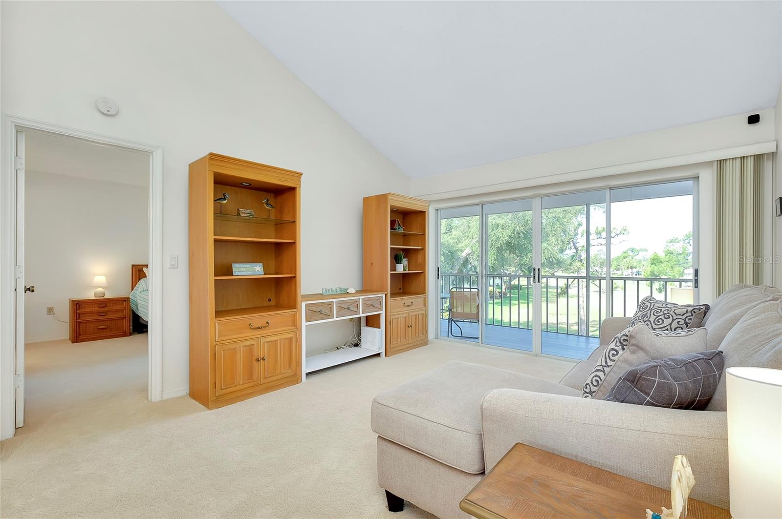 Image 11 of 45 For 437 Cerromar Lane 513