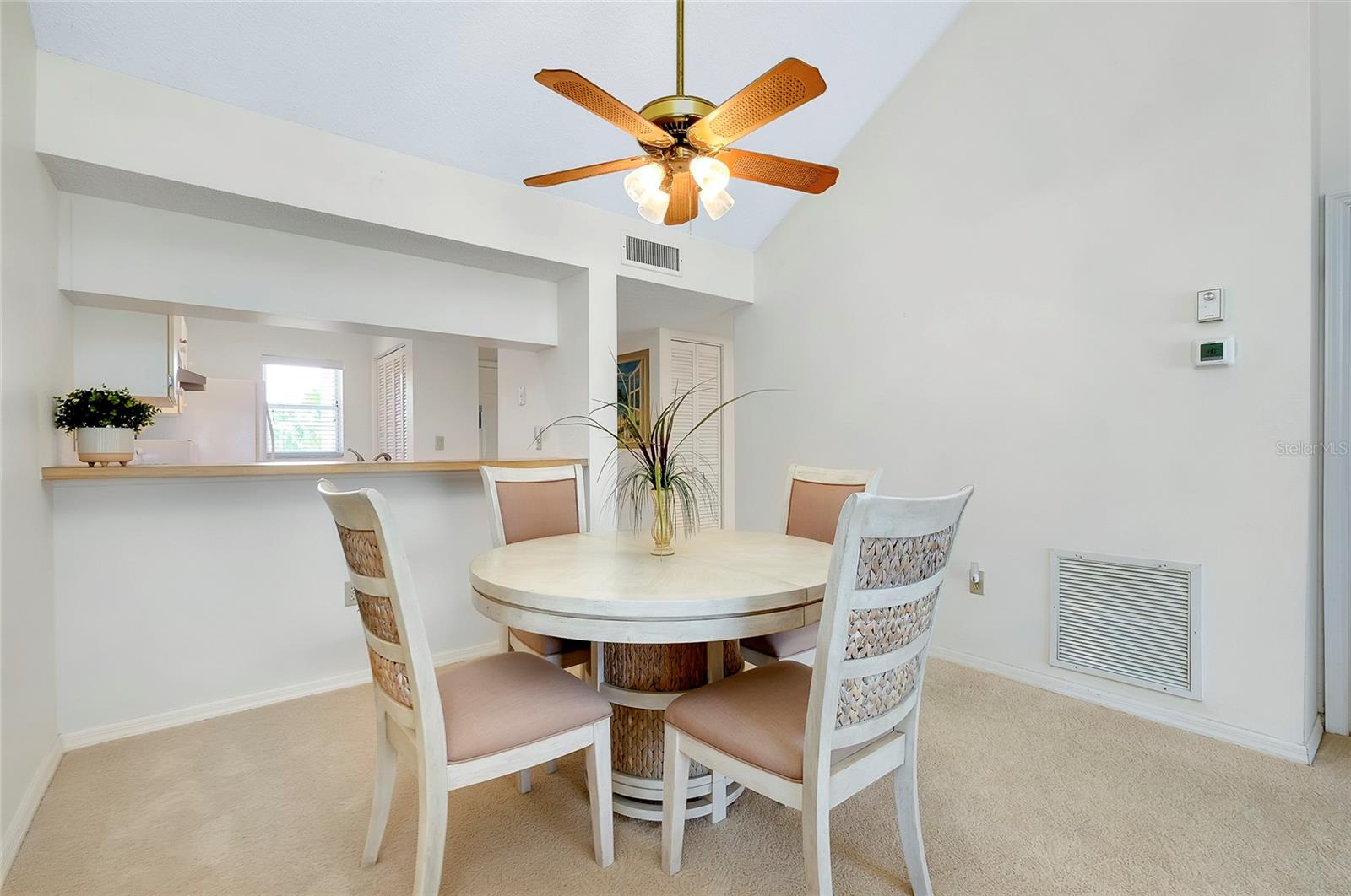 Image 16 of 45 For 437 Cerromar Lane 513