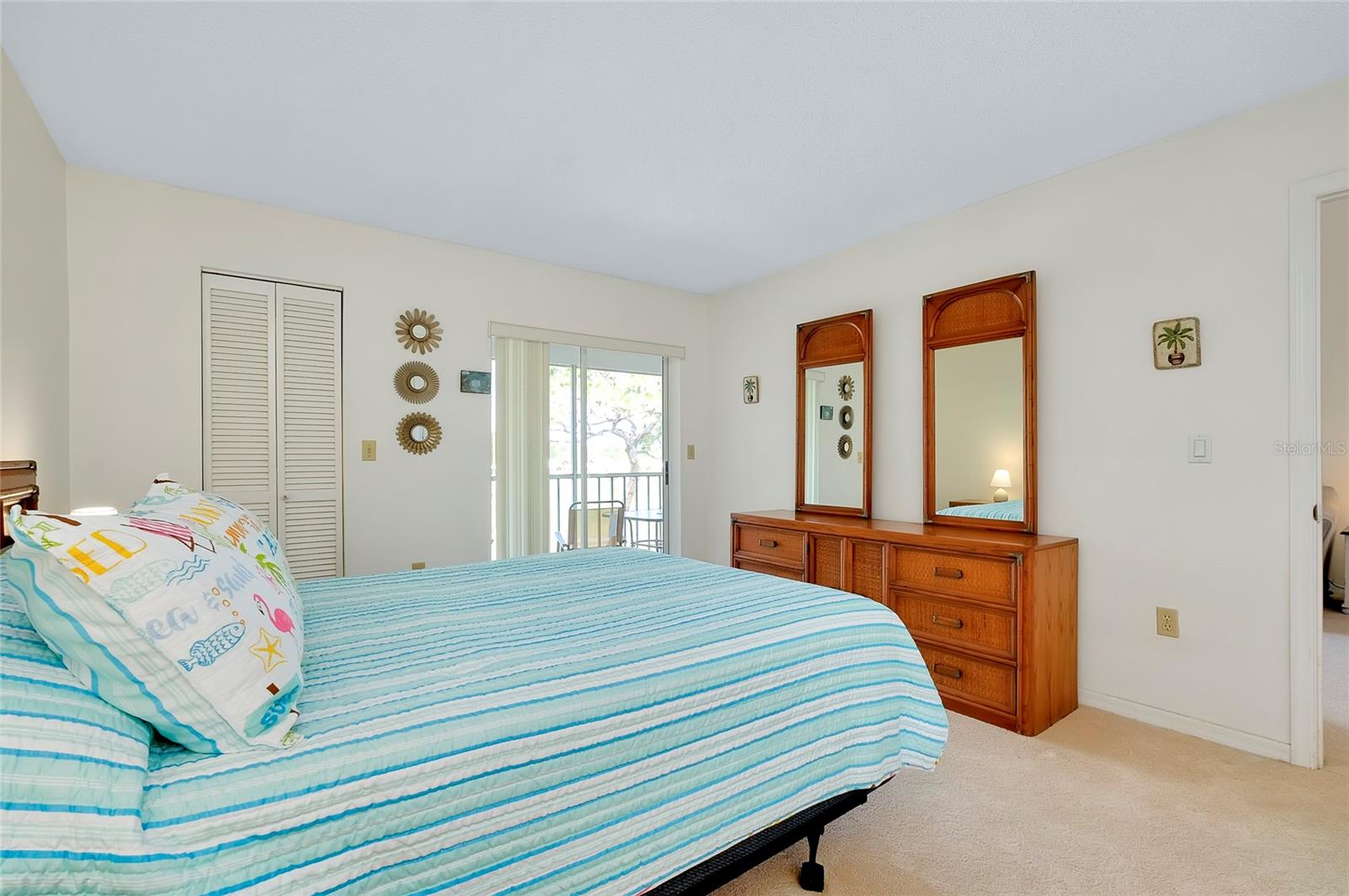 Image 31 of 45 For 437 Cerromar Lane 513