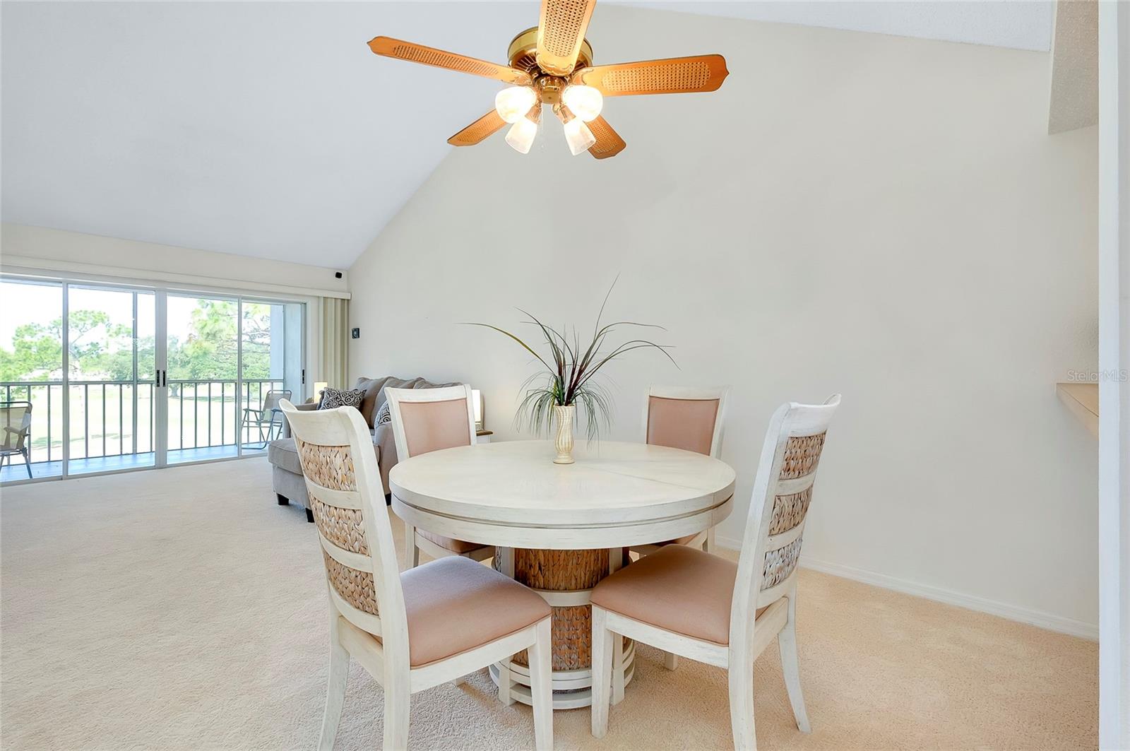 Image 4 of 45 For 437 Cerromar Lane 513