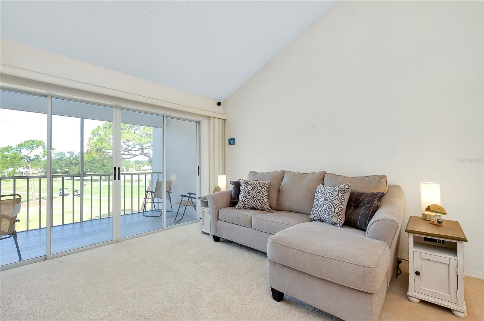Image 7 of 45 For 437 Cerromar Lane 513