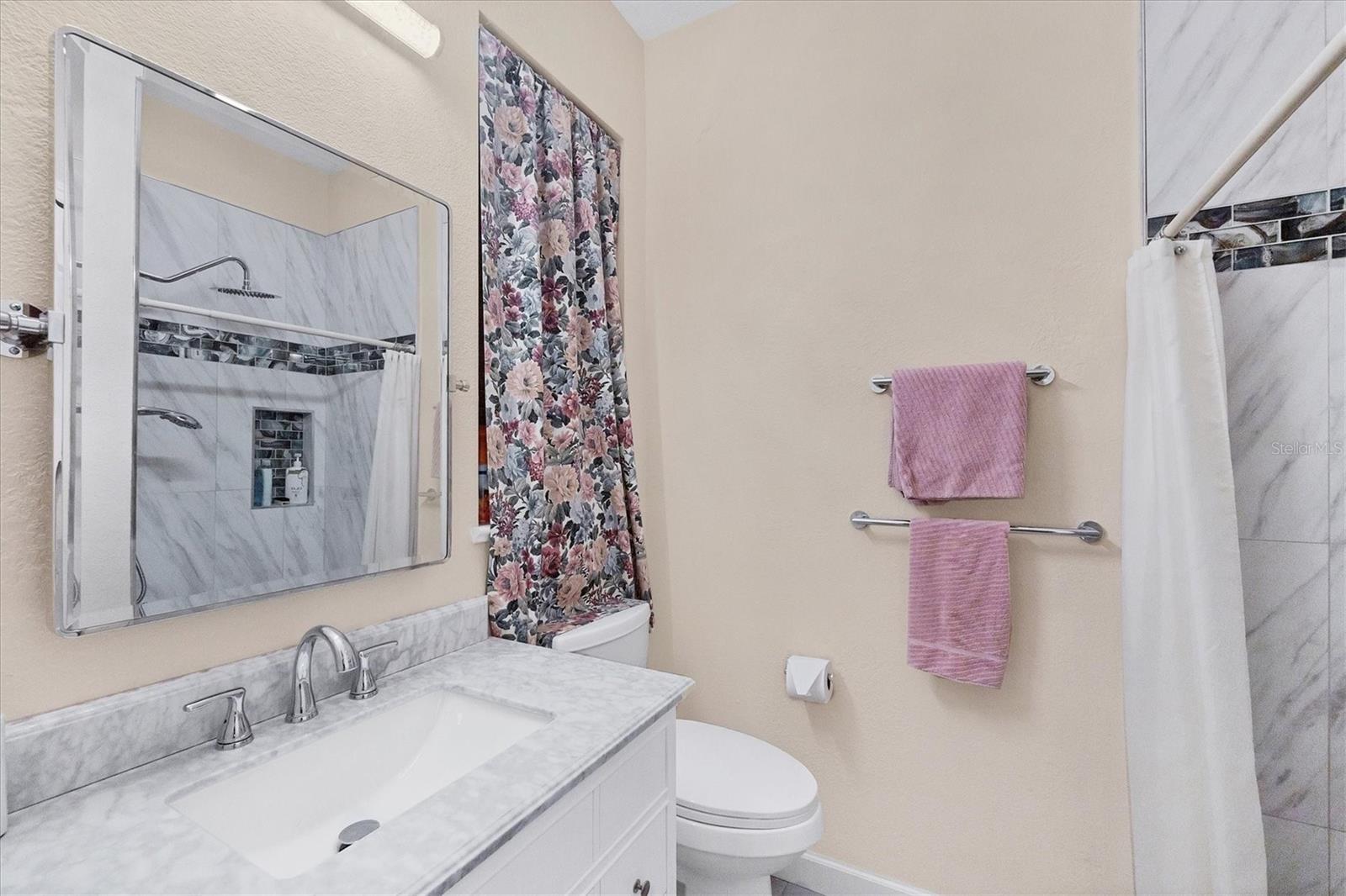 Image 18 of 29 For 102 Bayamo Drive