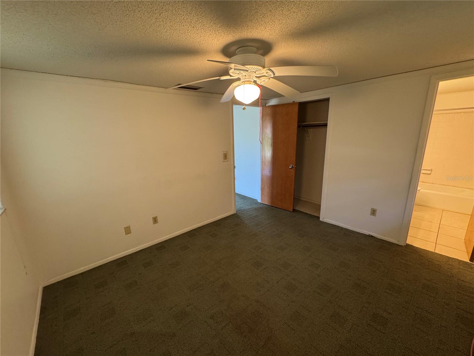 Image 8 of 9 For 415 Albee Road W 6