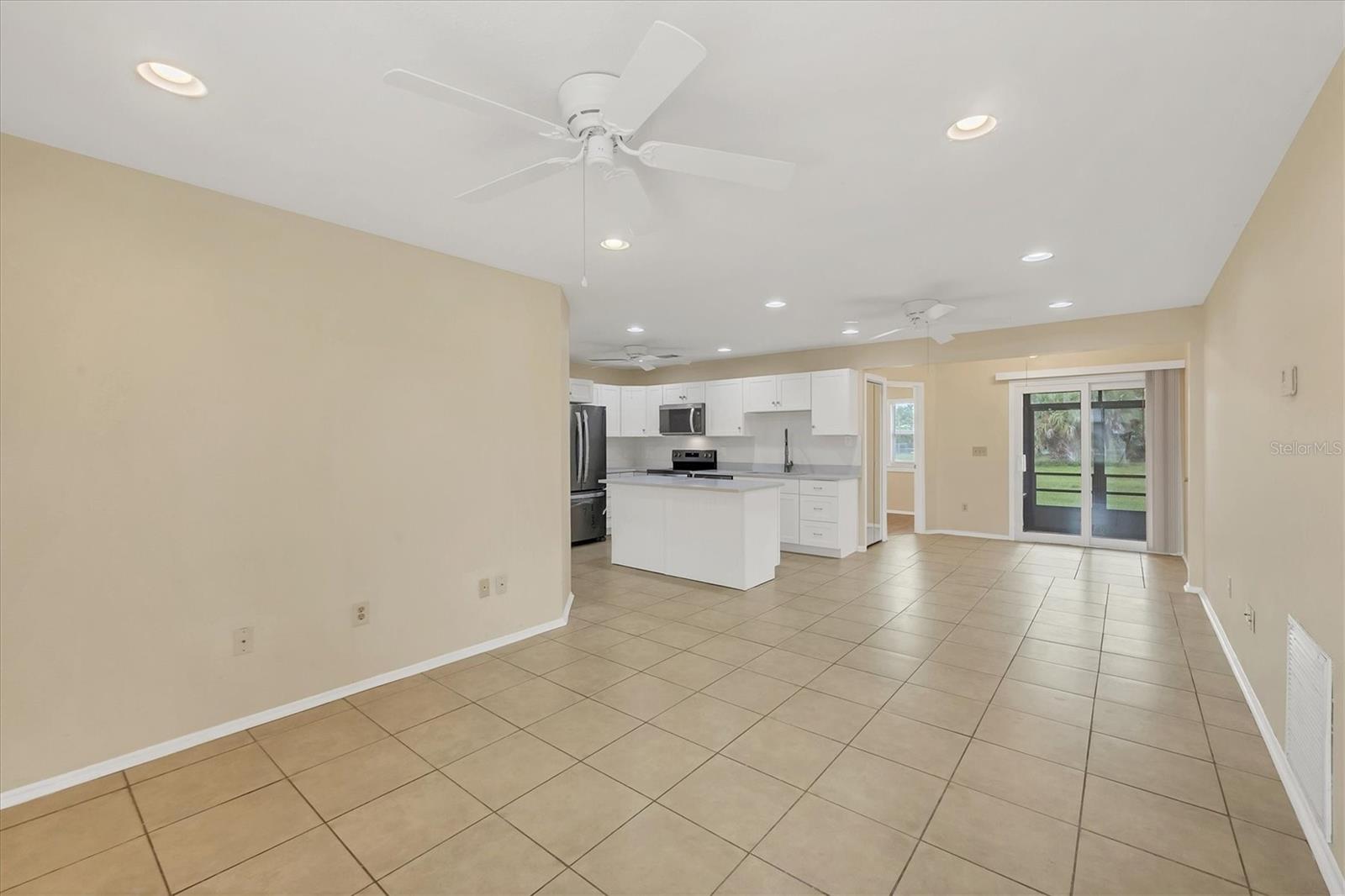 Image 10 of 22 For 5439 Kenwood Drive
