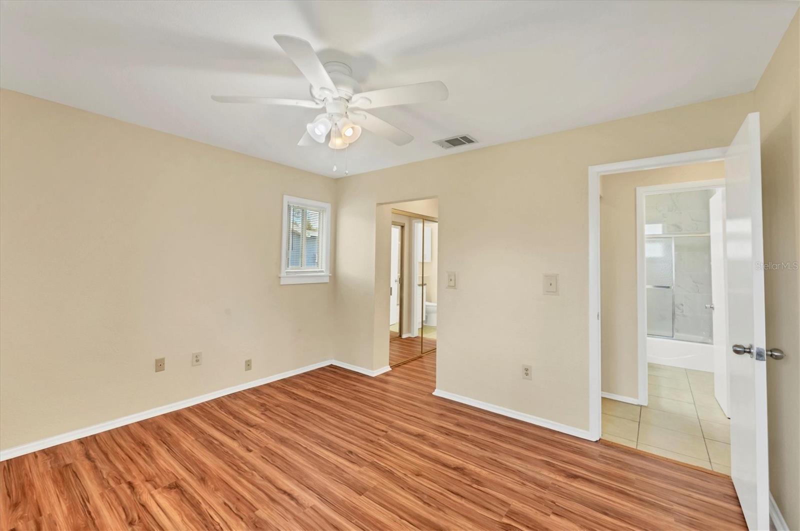 Image 12 of 22 For 5439 Kenwood Drive