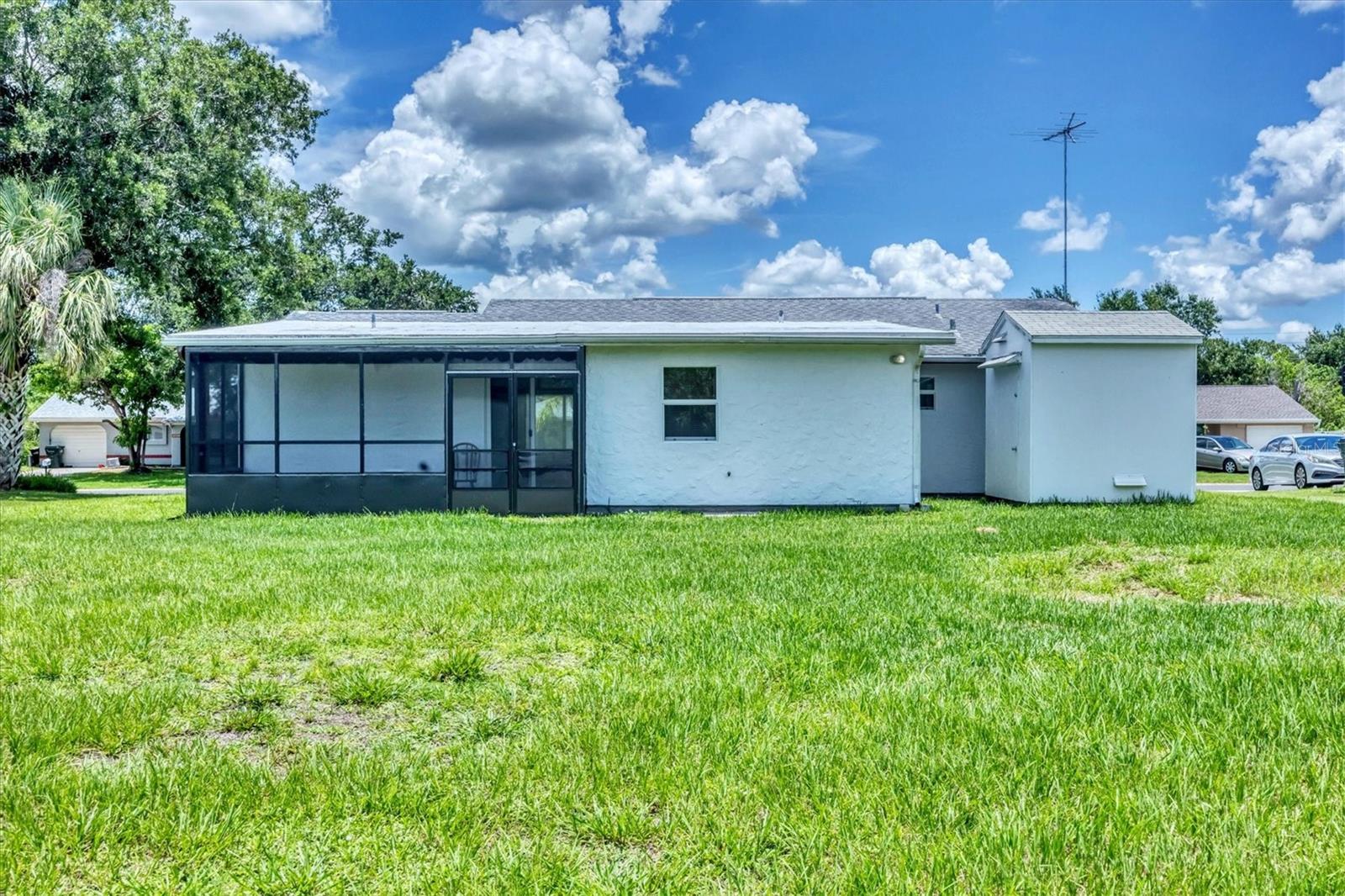 Image 21 of 22 For 5439 Kenwood Drive