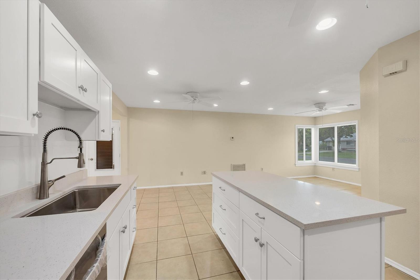 Image 5 of 22 For 5439 Kenwood Drive