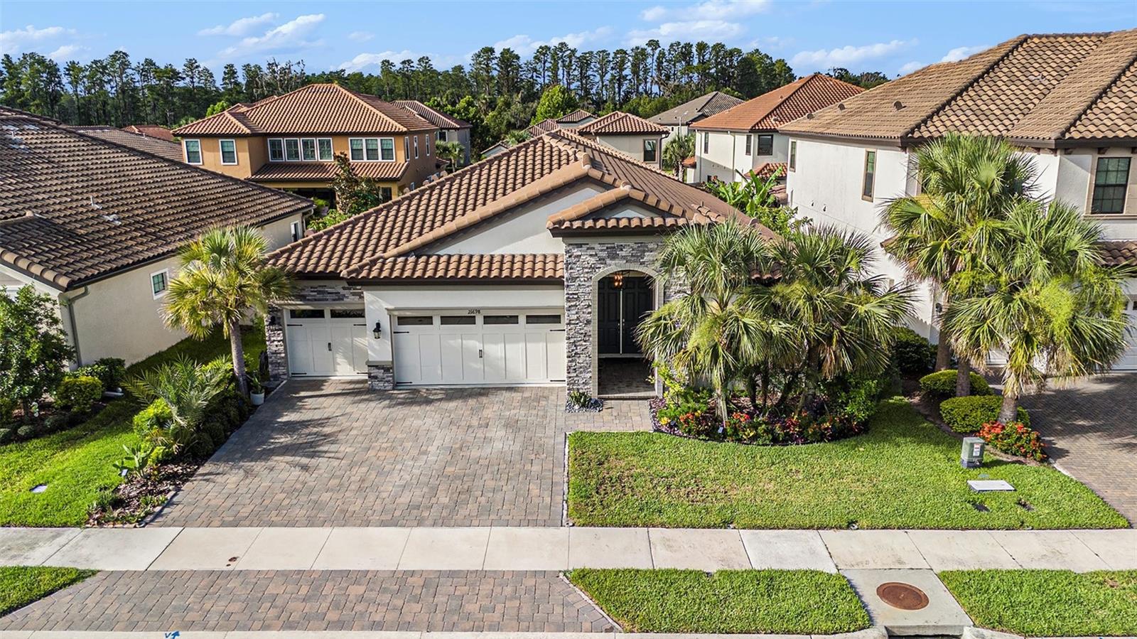 Listing photo id 37 for 21698 Amelia Rose Way