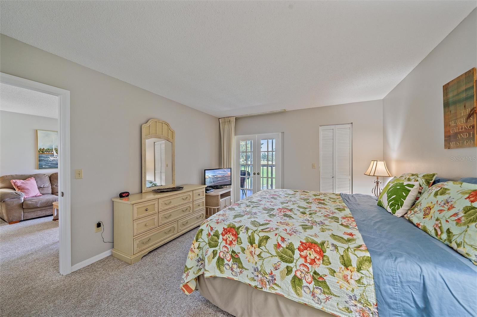 Image 18 of 33 For 437 Cerromar Lane 414