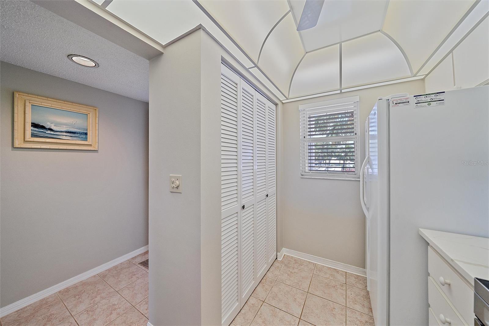 Image 24 of 33 For 437 Cerromar Lane 414
