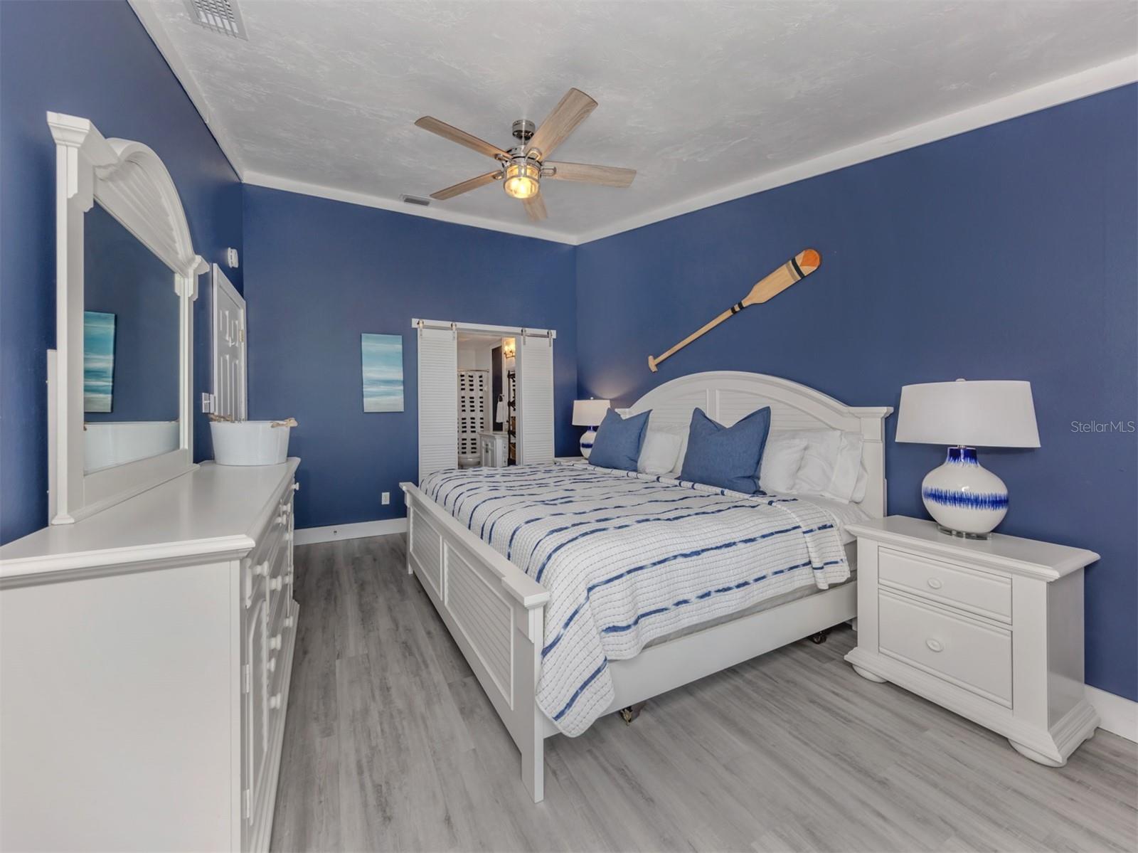 Image 20 of 77 For 841 Waterside Drive 202