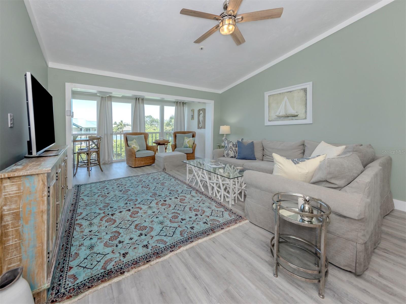 Image 3 of 77 For 841 Waterside Drive 202