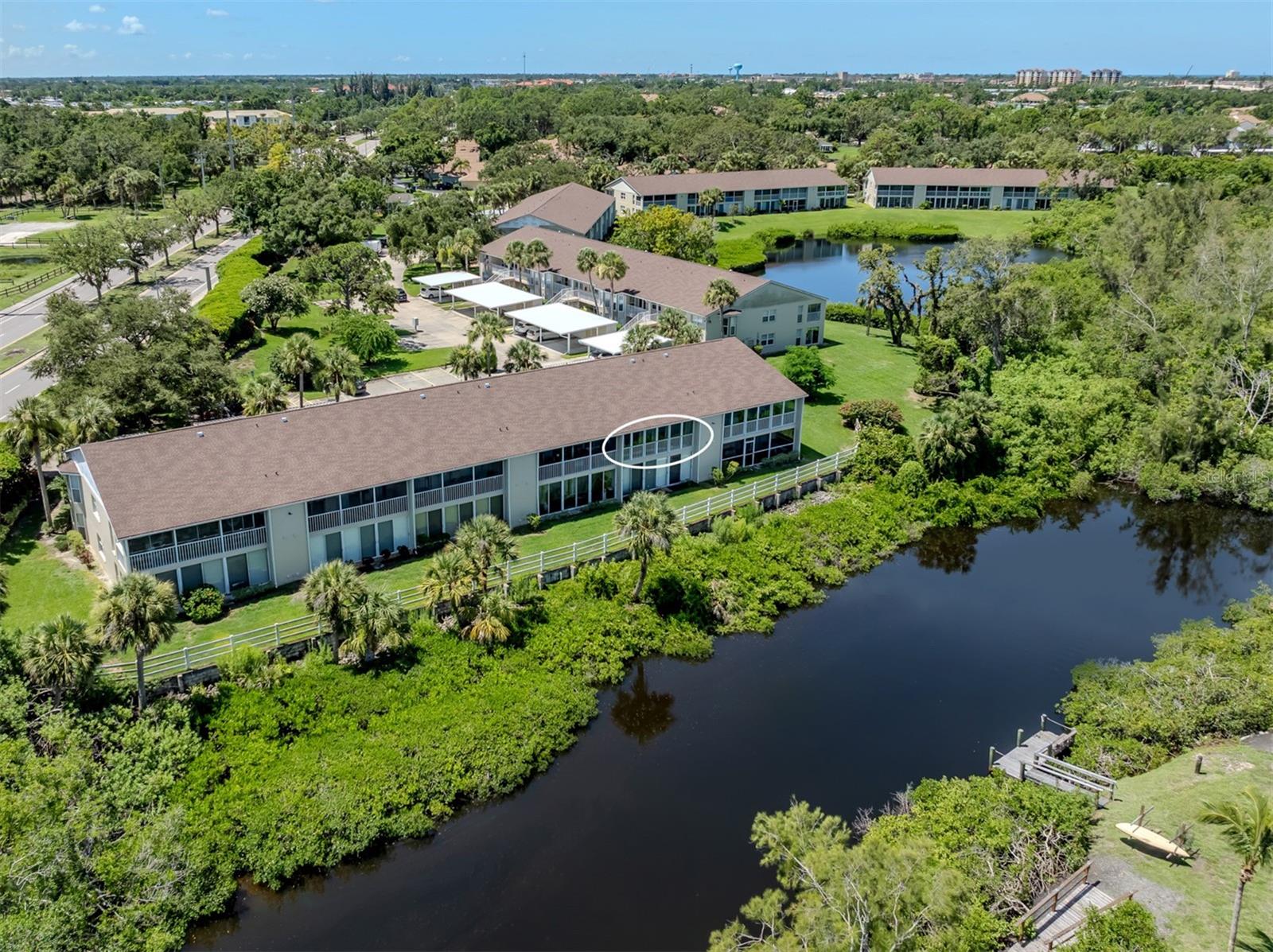 Image 32 of 77 For 841 Waterside Drive 202