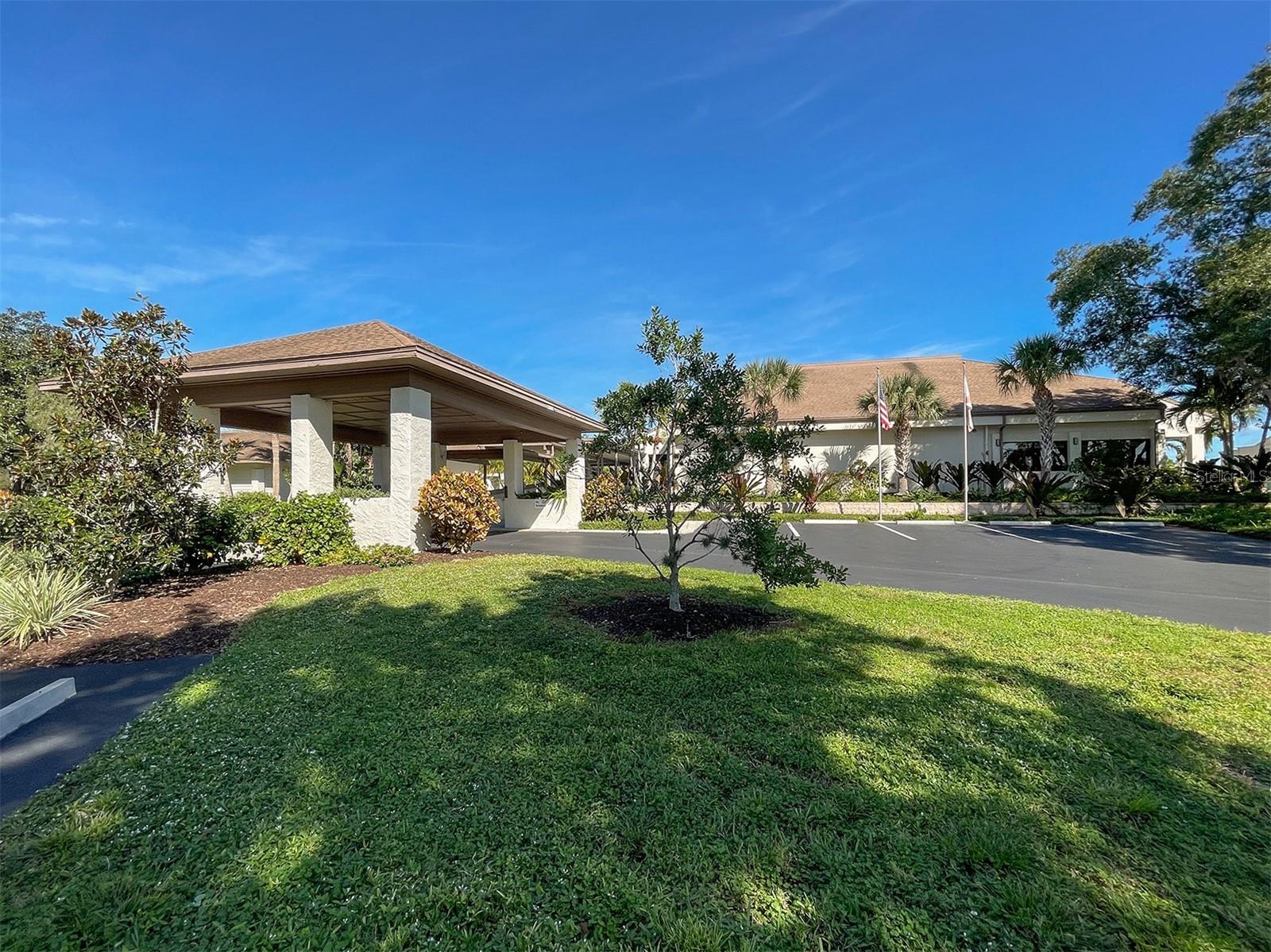 Image 36 of 77 For 841 Waterside Drive 202