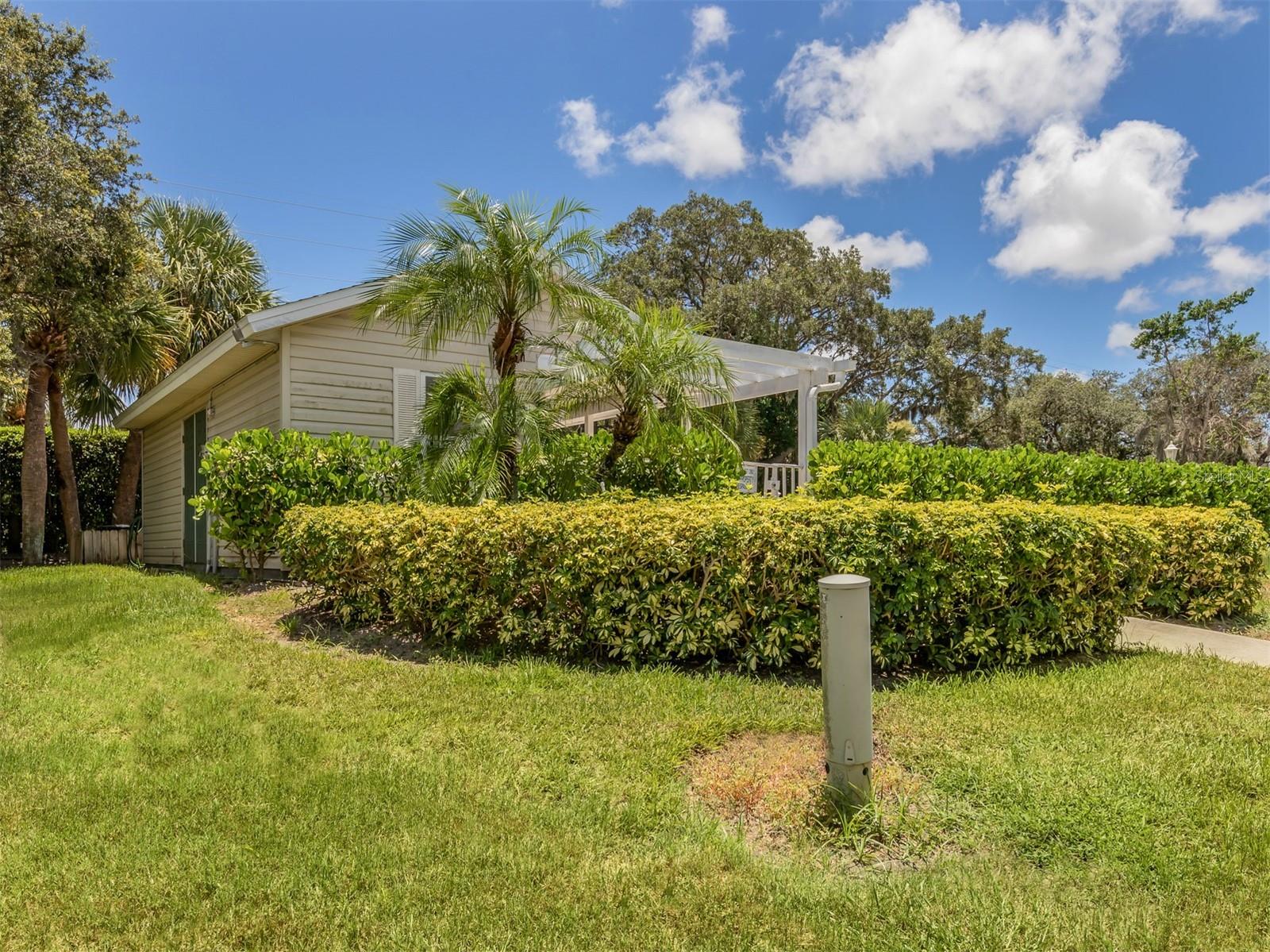 Image 44 of 77 For 841 Waterside Drive 202