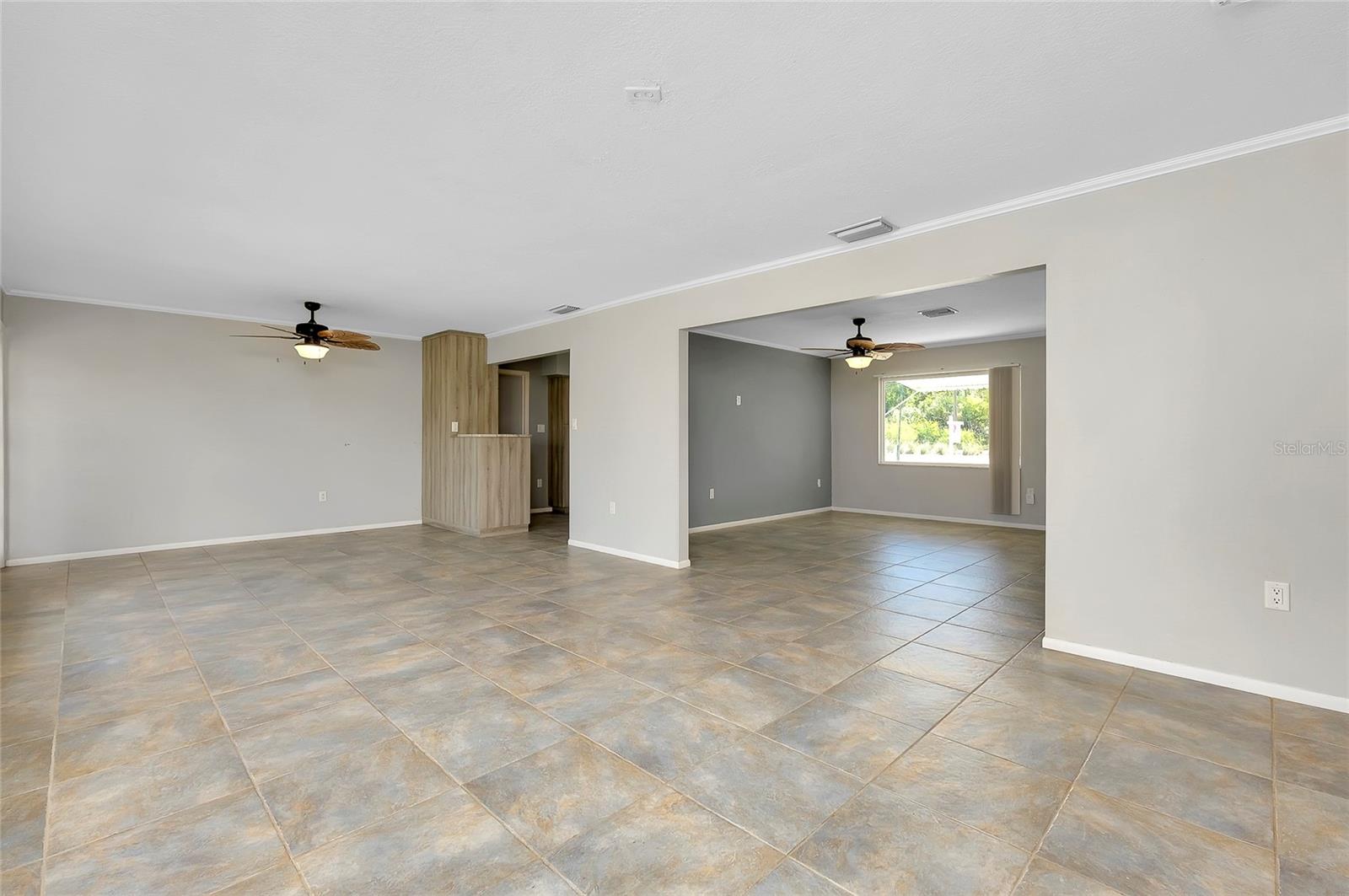 Image 16 of 69 For 20430 Edgewater Drive
