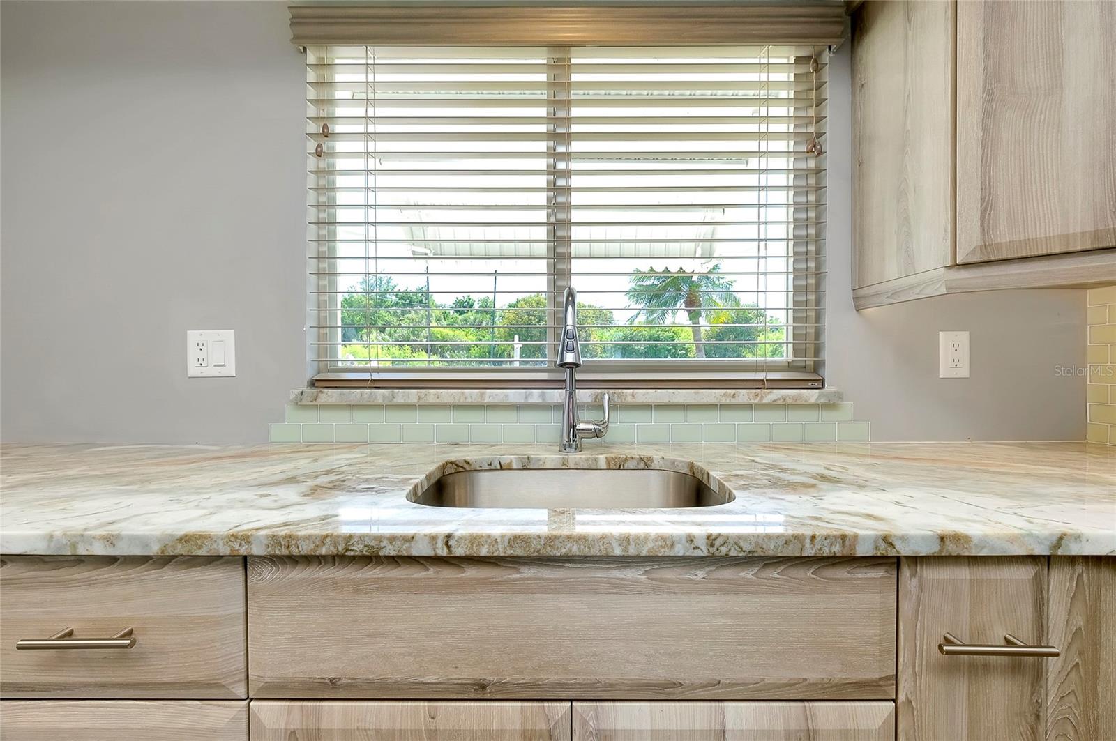 Image 26 of 69 For 20430 Edgewater Drive