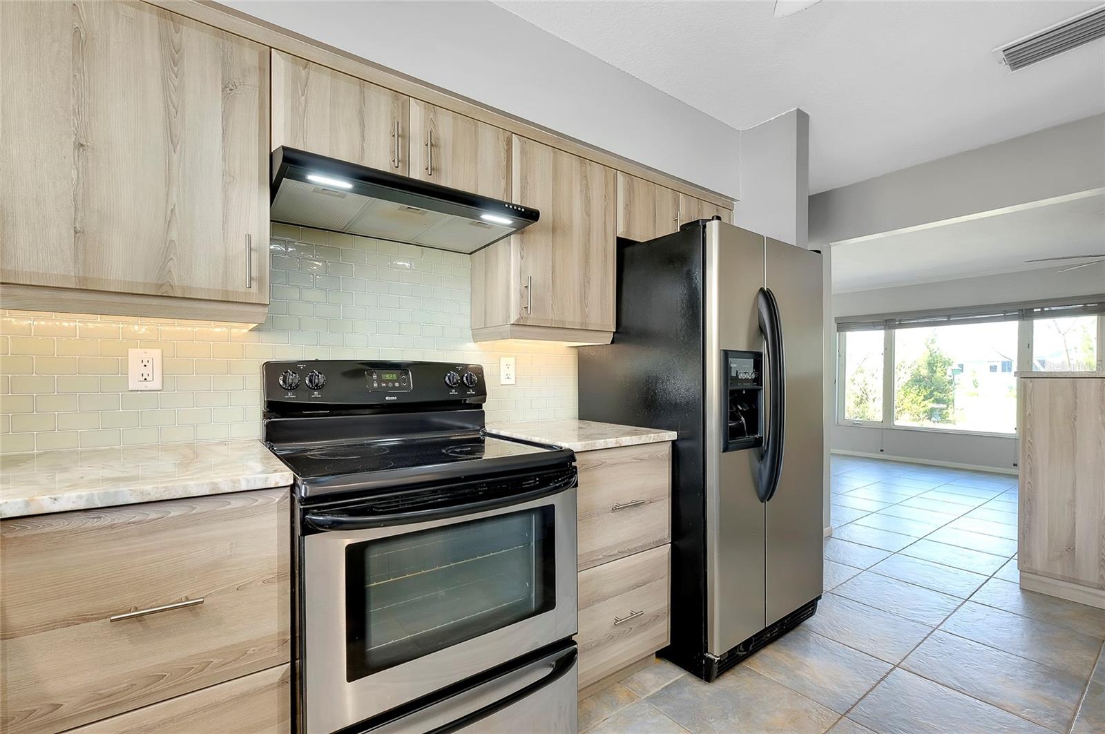 Image 27 of 69 For 20430 Edgewater Drive