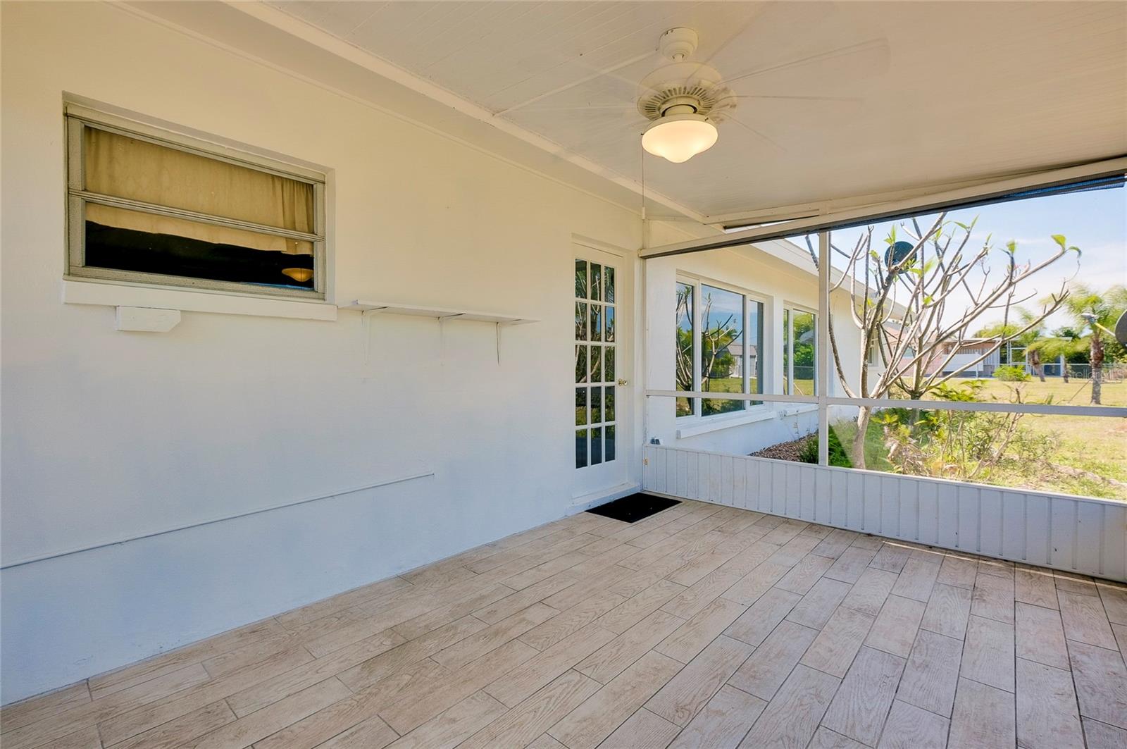 Image 44 of 69 For 20430 Edgewater Drive
