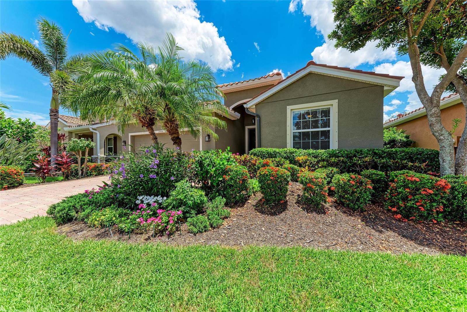 Details for 2944 Oriole Drive, SARASOTA, FL 34243