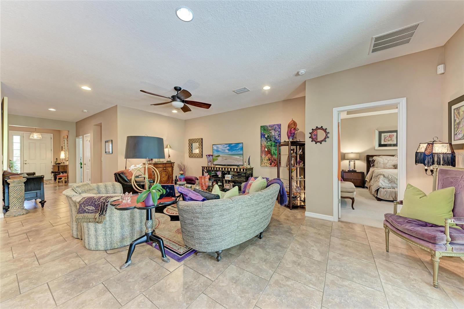 Image 10 of 48 For 2944 Oriole Drive
