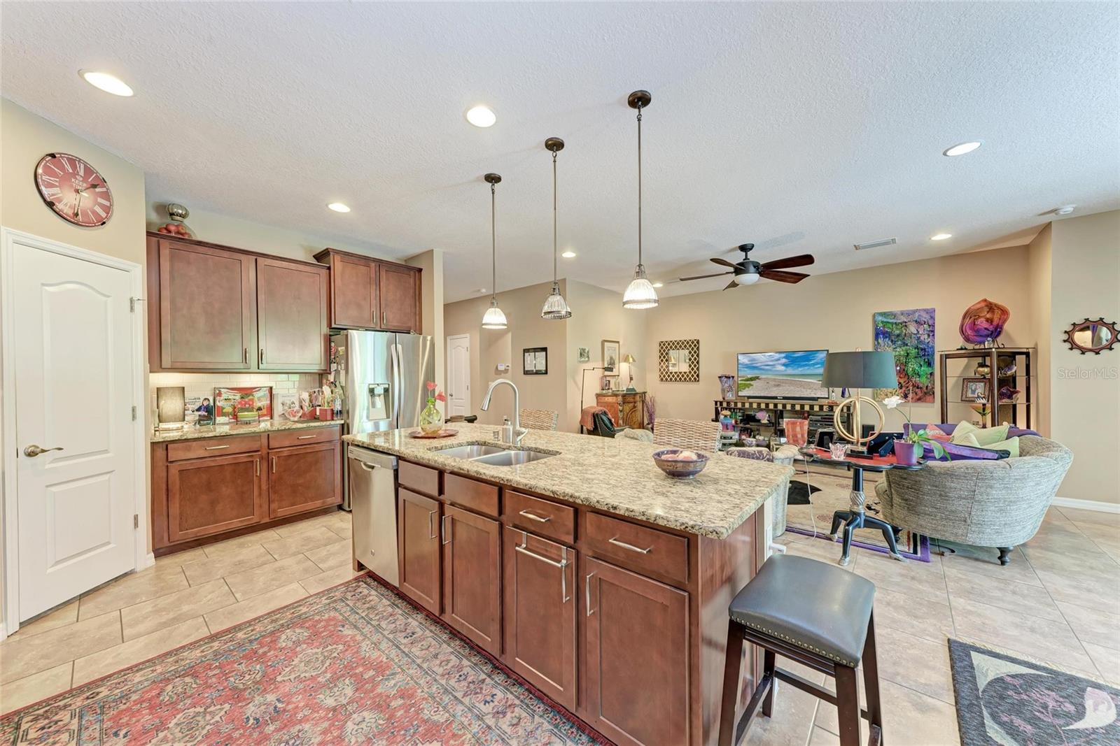 Image 11 of 48 For 2944 Oriole Drive
