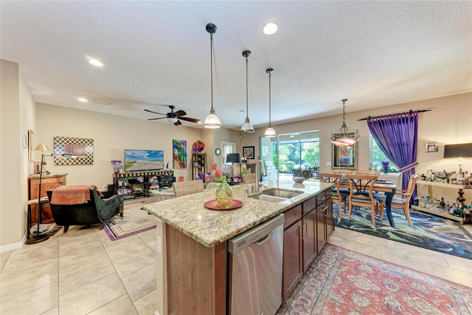 Image 15 of 48 For 2944 Oriole Drive